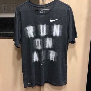 Nike Dri-Fit Men’s Running/training t-shirt